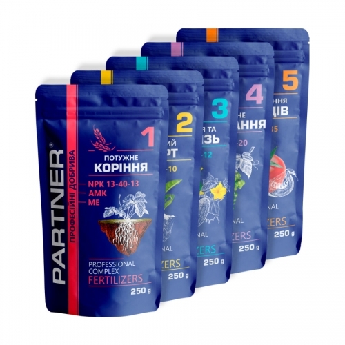 Набір із п’яти мінеральних добрив PARTNER COMPLETE